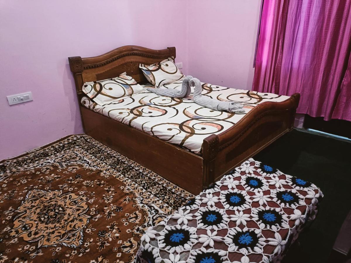 Peace Holiday Homestay Chail ภายนอก รูปภาพ